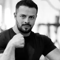 Român, 29 de ani, mort ca un erou în Italia. S-a dus la mormântul părinților, apoi s-a stins și el - Foto: Facebook(imagine cu rol ilustrativ)