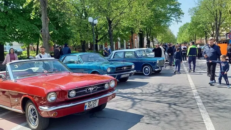 Ford Mustang Cabrio din 1965 - Foto: agerpres.ro