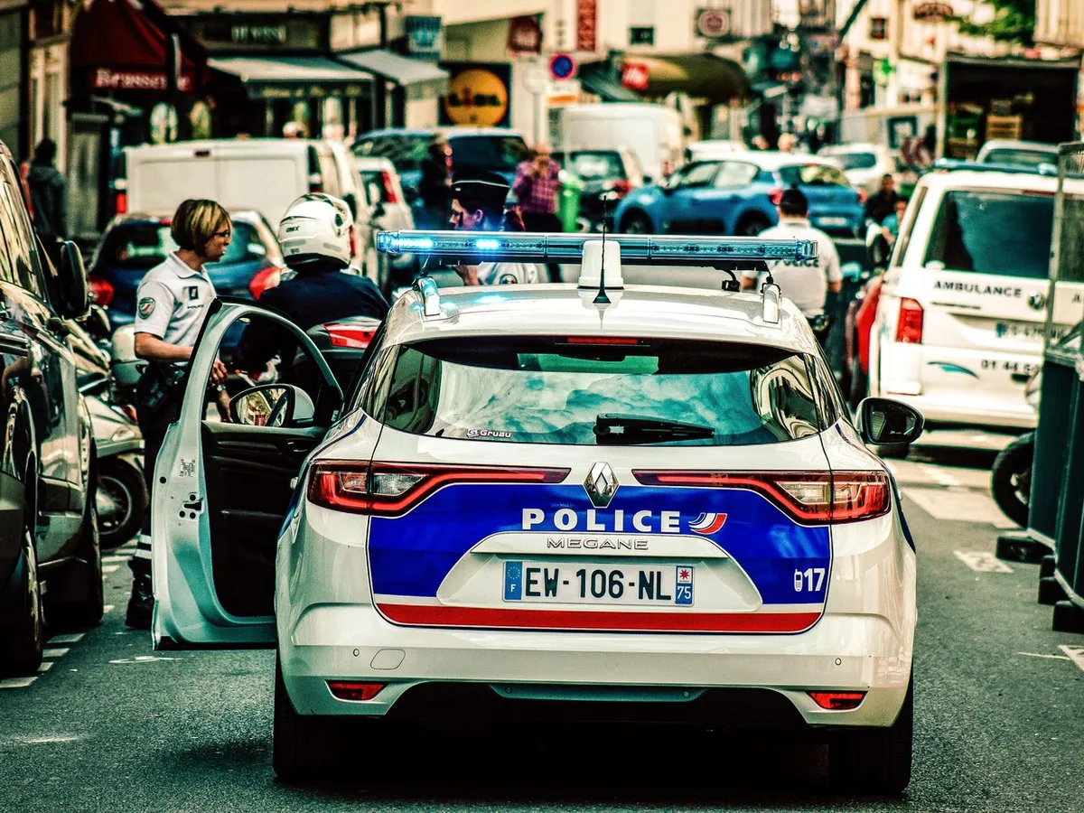 Atac terorist în Franța. Un bărbat ar fi lovit intenţionat mai mulţi pietoni