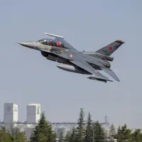 Avion de luptă F 16 - Foto: Profimedia Images (rol ilustrativ)