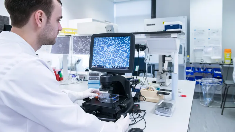 România are un proiect unic de depistare a cancerului de sân. Testarea se face la patul pacientei Foto: Profimedia Images (fotografie cu caracter ilustrativ)