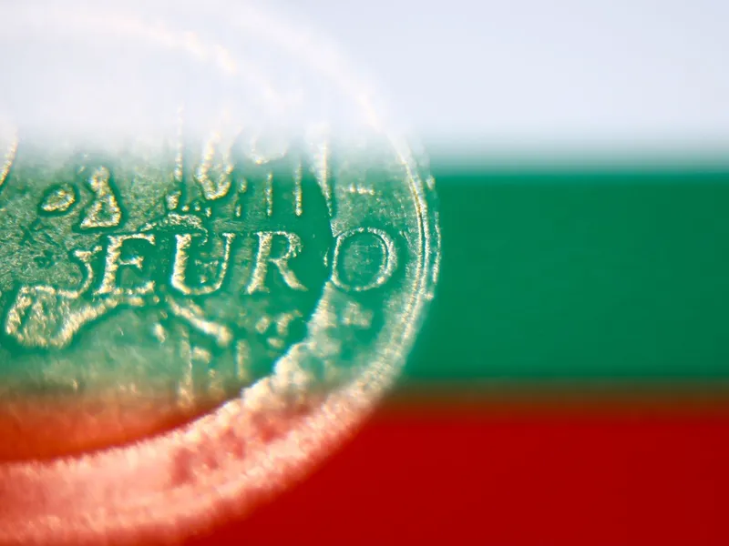 Undă verde pentru adoptarea monedei € în Bulgaria. România, lăsată în urmă. Nu îndeplinim criteriile - Foto: Profimedia images