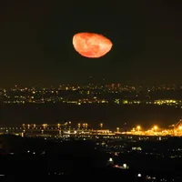 Fenomen astronomic inedit pe cerul României. Ce se întâmplă cu luna? - Foto: Istock / imagine cu rol ilustrativ