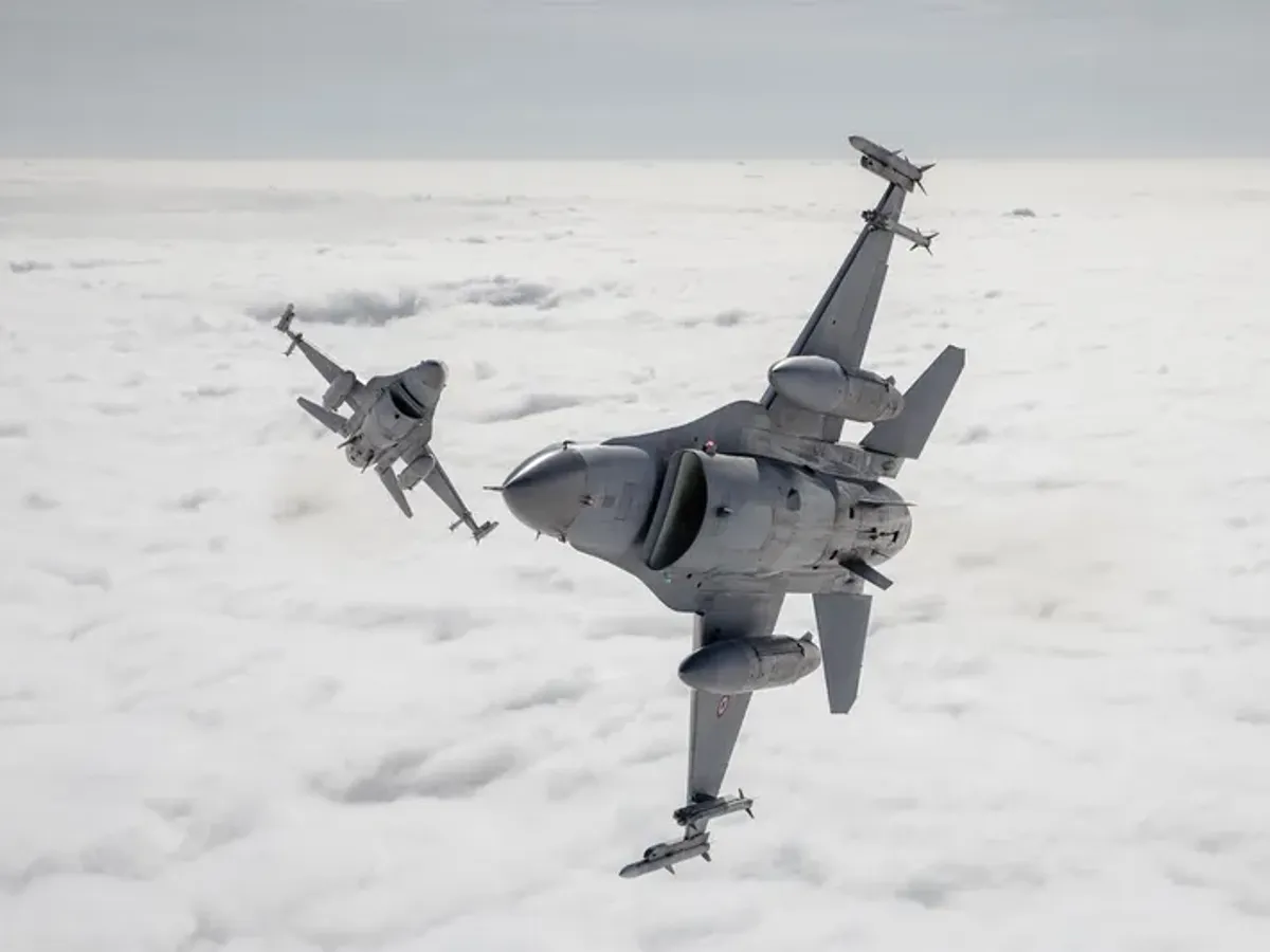 F-16