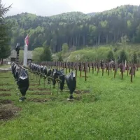 Cimitirul din Valea Uzului