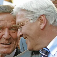 Gerhard Schröder și  Frank-Walter Steinmeier. / Foto: faz.net