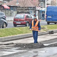 SITUAȚIE  Educația și sănătatea precare dau un randament scăzut la locul de muncă - Foto: INQUAM PHOTOS/ Justinel Stăvaru