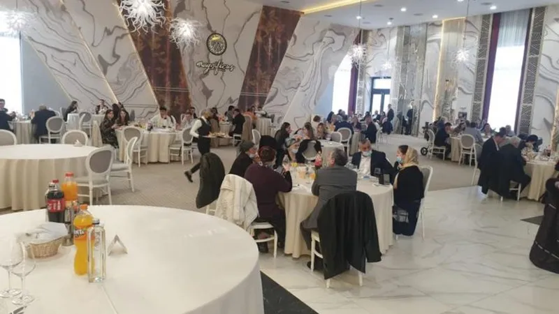 Nuntă cu 150 de persoane, întreruptă. Proprietarul Ștefan Mandachi spune că restaurantul era ocupat la 26%  Foto: obiectivdesuceava.ro