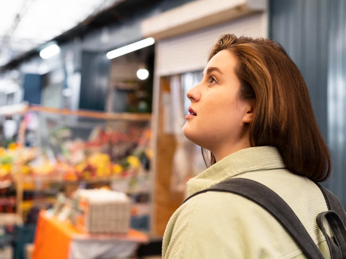 Clientă în supermarket - Foto: Freepik (rol ilustrativ)
