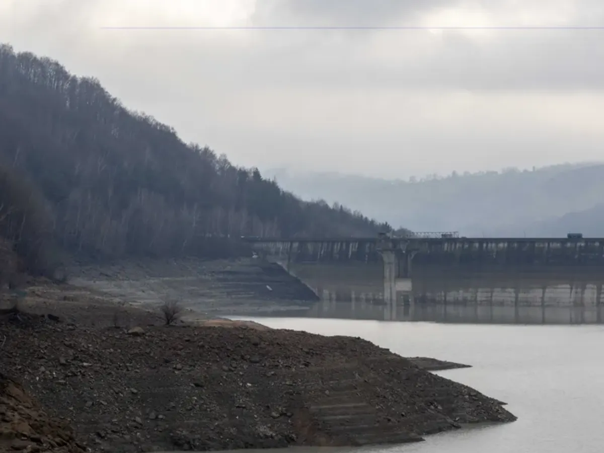 Barajul Paltinu revine la normalitate operațională, dar necesită intervenții majore