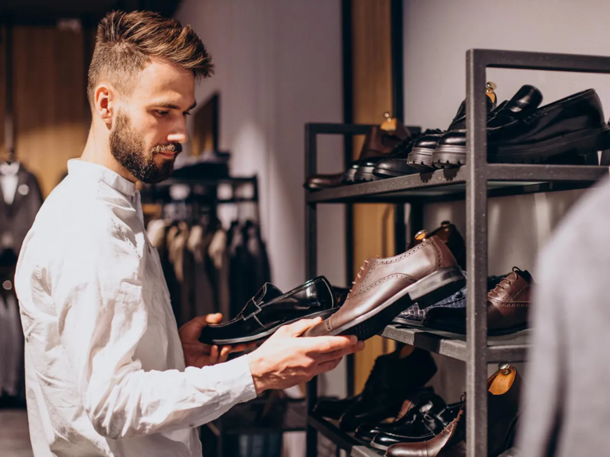 Magazin de încălțăminte - Foto: freepik (rol ilustrativ)