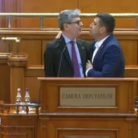 Virgil Popescu a fost agresat de George Simion în plenul Parlamentului/ FOTO: Observatornews.ro