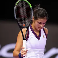 Jucătoare de tenis Emma Răducanu are probleme în carieră Foto: INQUAM Photos/Simion Sebastian Tătaru