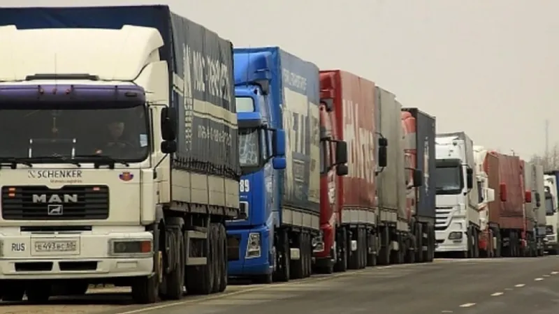 „Evacuarea” cerealelor din Ucraina spre România, blocată. Camioanele așteptă 15 ore la graniță / monitorulsv.ro