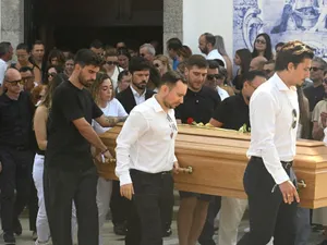 ”Rușinea de la înmormântarea” lui Diogo Joto! Poliția a intervenit pe loc