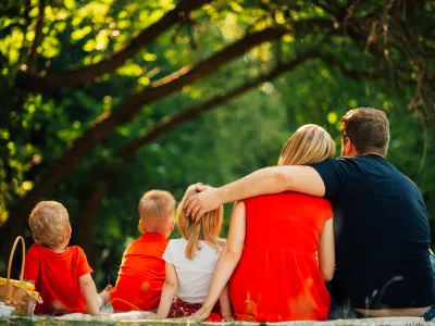 Familie - Foto: Freepik (Imagine cu rol ilustrativ)