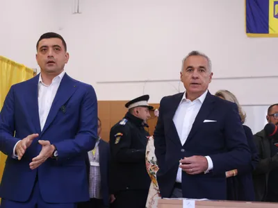 George Simion și Călin Georgescu - Foto: INQUAM PHOTOS / Călin George