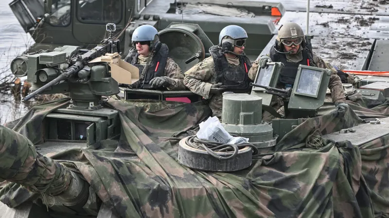 Tancuri Abrams de 2.500.000.000$ au ajuns în România în cel mai mare secret. - Foto: Profimedia Images (imagine cu caracter ilustrativ)