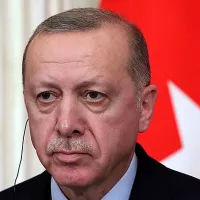 Erdogan vizitează sudul Turciei. Furia oamenilor crește, față de calitatea eforturilor de salvare - Foto: Wikipedia/Mikhail Klimentyev