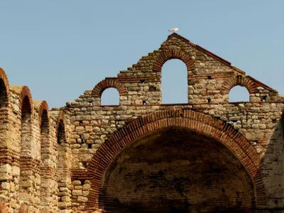 Ruinele Bisericii Sfânta Sofia din oraşul medieval bulgar Nessebar - Foto: Pexels/Netlenka
