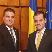Primarul PNL Vladimir Petrut împreună cu premierul Orban Foto: Facebook