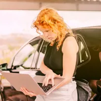 De anul acesta, înmatriculările auto se fac online Foto: freepik.com - rol ilustrativ