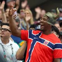 Jameis Winston, aflat în tribune, sărbătorește victoria Norvegiei după meciul din șaisprezecimile de finală ale Cupei Mondiale FIFA 2026 dintre Coasta de Fildeș și Norvegia Foto: profimediaimages.co