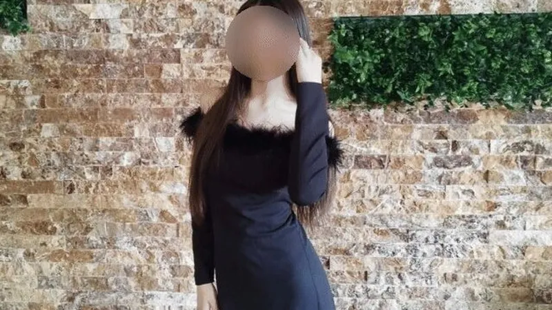 Fără mamă, crescută de soră, școli în limbi diferite. Detalii dureroase - Foto: Ziarul de Iaşi