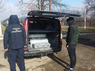 Baterii de mașini hybrid furate - Foto: Poliția de Frontieră Iași