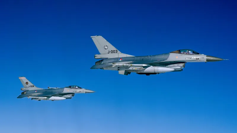 Primele 5 avioane F-16 olandeze pentru antrenarea piloţilor ucraineni ajung în România - Foto: Profimedia Images - Imagine cu rol ilustrativ