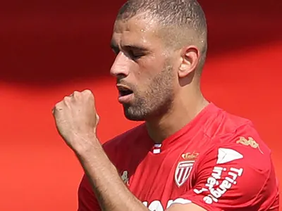Se pregătește încă o lovitură în România: golgheterul all-time de la naționala Algeriei!