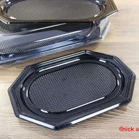 Platouri din plastic cu capac pentru business-ul tău Foto: Snick ambalaje