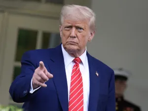 Trump cere un armistițiu necondiționat în Ucraina și amenință Rusia cu sancțiuni dure dacă refuză - Foto: Profimedia images