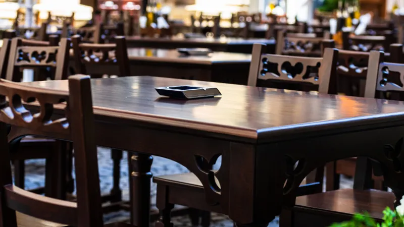Restaurantele, cafenelele și sălile de spectacol din București, redeschise la 30% din capacitate. / Foto: digi24.ro