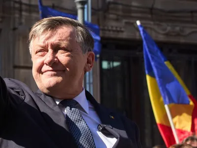 Crin Antonescu: Actuala coaliţie de guvernare este singura garanţie a stabilităţii politice - Foto: Profimedia Images