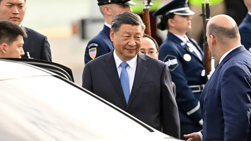 Prietenul lui Putin, Xi Jinping a ajuns în SUA. Biden vrea să restabileacă relațiile cu China - Foto: Profimedia images