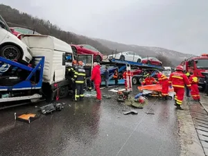 Valea Oltului a fost blocată de un accident rutier - Foto/alba24.ro/ISU Sibiu