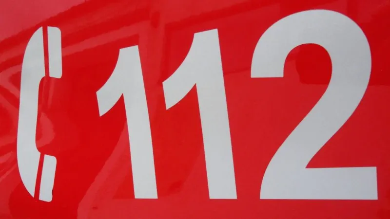 Care au fost cele mai ciudate apeluri efectuate de români la 112? 10 milioane de apeluri anul trecut - Foto: mediafax / imagine cu caracter ilustrativ