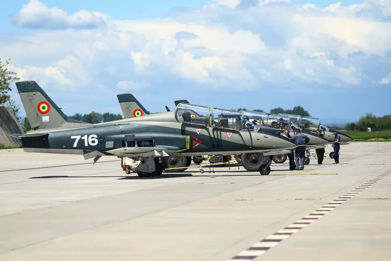 IAR-99
