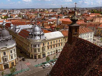 Cluj, imagine dinspre Biserica Romano-Catolică "Sf. Mihail" - Foto: Wikipedia/Nuţă Lucian/Nuță Lucian - https://www.flickr.com/photos/nutalucian/52864856357/  CC BY-SA 2.0