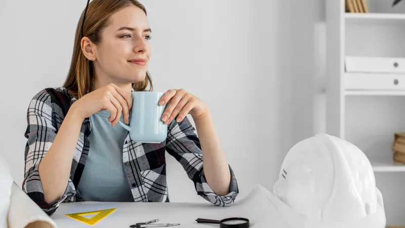 În timp ce România îngheață salariu, Bulgariaîl crește cu 15%. Vecinii câștigă cu 300 lei mai mult - Foto: Freepik