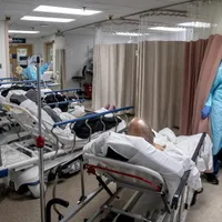 Creștere de șapte ori a infectărilor cu COVID într-o lună. Decesele au crescut de opt ori /NY Times