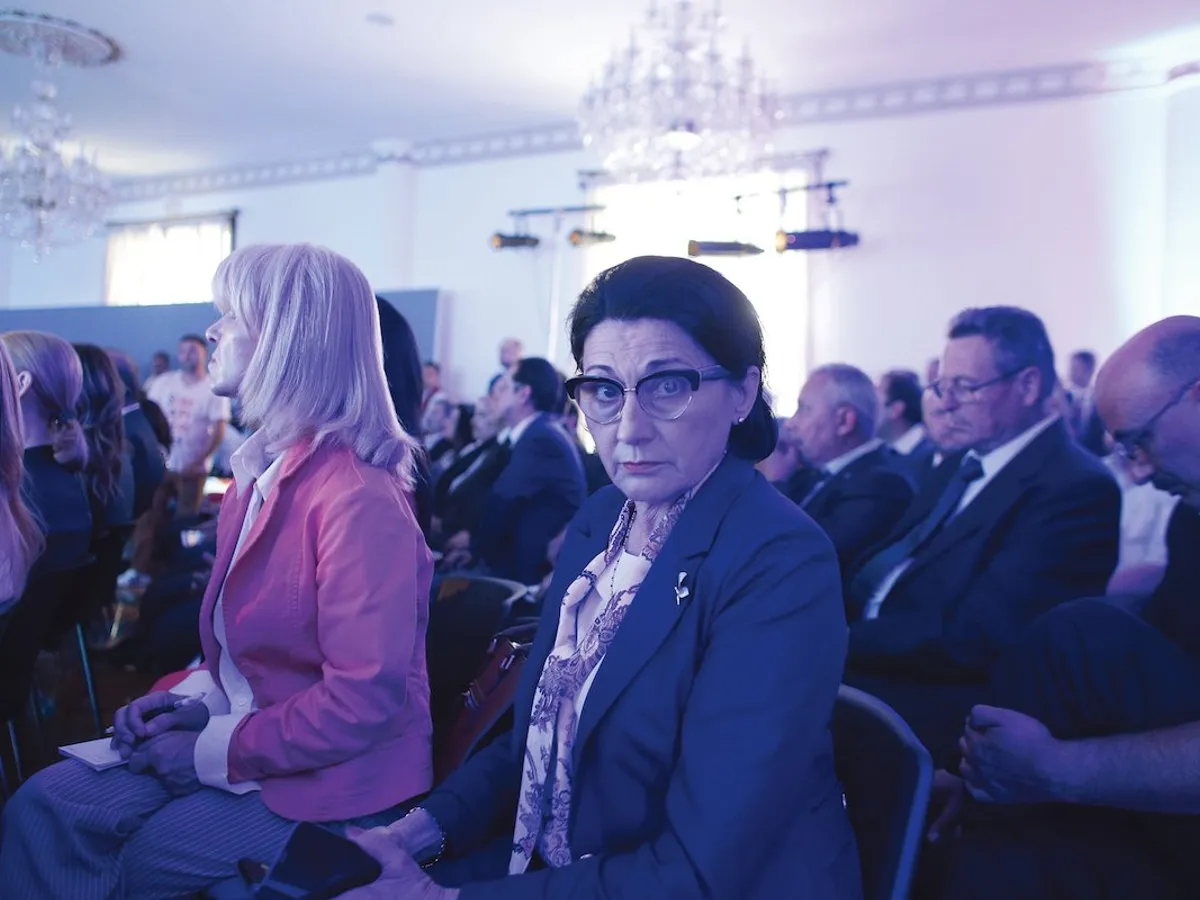 Ecaterina Andronescu  și Mihai Floroiu  au sesizat stahanovismul de la „Spiru Haret“