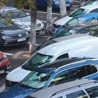 Fiecare localnic poate primi câte două locuri de parcare, a hotrît primăria unui oraş din România - Foto: AutoLatest