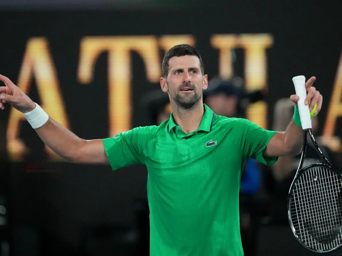 Novak Djokovic, calificat în trei seturi în optimile de finală la Australian Open