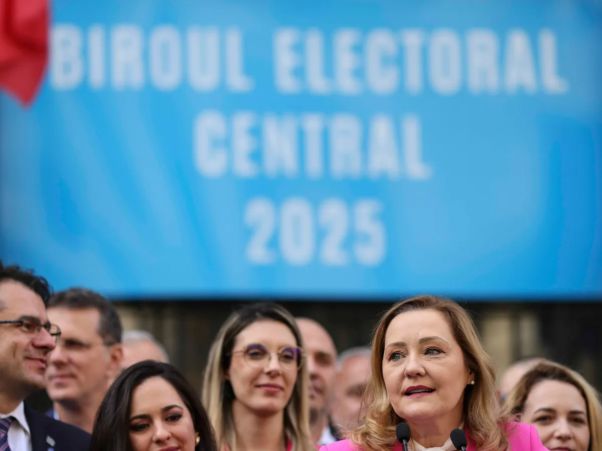 Lasconi cere AEP să intervină: „Vreau să știu dacă banii campaniei mele au ajuns la alt candidat” - FOTO: Inquam (imagine cu rol ilustrativ)