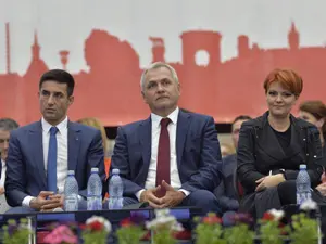 Europarlamentarul PSD Claudiu Manda alături de Liviu Dragnea și Olguța Vasilescu Foto: Facebook