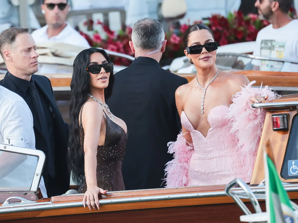 „Nunta secolului”, de 50.000.000$, între Bezos şi Sanchez, încheiată cu o petrecere în pijamale - Foto: Profimedia Images