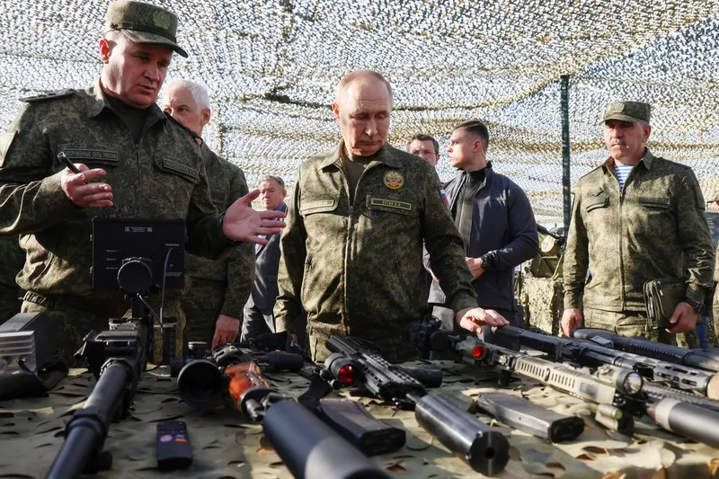 Putin și-a pus uniforma de comandant suprem pentru Zapad 2025- Foto: Profimedia Images