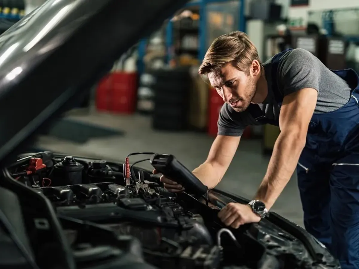 Tester pentru baterie - Foto: Freepik (imagine cu rol ilustrativ)